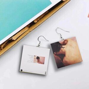 HARRY STYLES HS1 VINYL EARRINGS